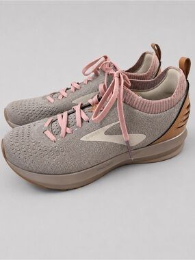 Brooks Levitate 2 Tan/Brown/Pink 11.5 running shoes
